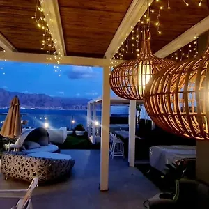 Penthouse Bay View דירה