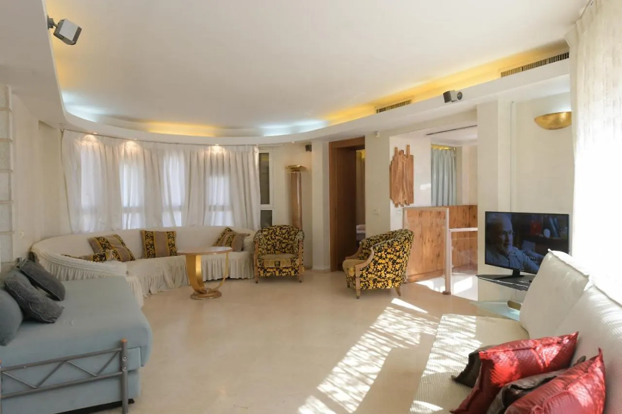 Apartment Luxury Top 300M Penthouse With Privat Pool On The Roof Near The Sea Full Sea View Israel